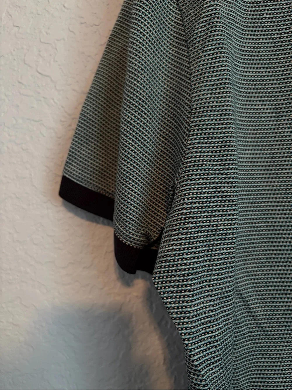 NWOT Banana Republic Men’s Teal Micro-Stripe Polo with Deep Blue Trim